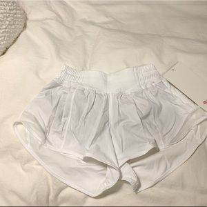 BRAND NEW HOTTIE HOT SHORTS LULULEMON